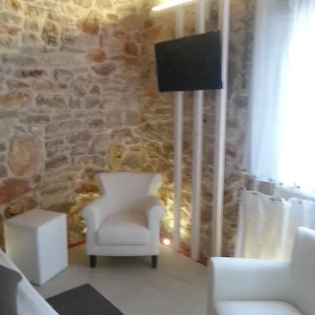 Masseria Revinaldi * Castel Del Monte (Apulia)